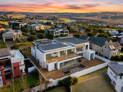 4 Bedroom House For Sale in Centurion - v6ux.webp