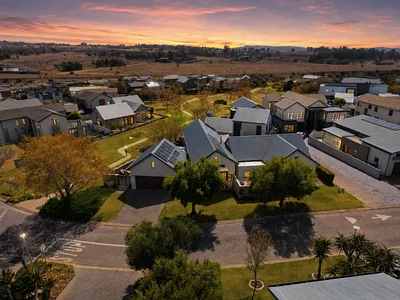 5 Bedroom House For Sale in Centurion - img
