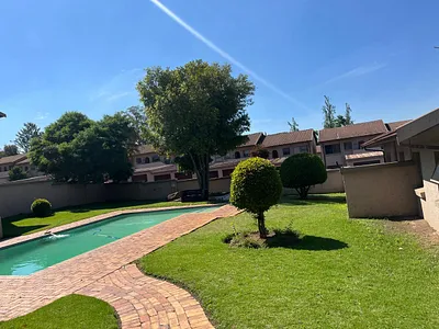 2 Bedroom Apartment For Sale in Sandton - RMJX.webp