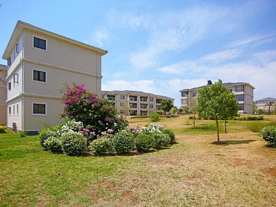 3 Bedroom Apartment For Sale in Summerset, Midrand - S9Kl.webp