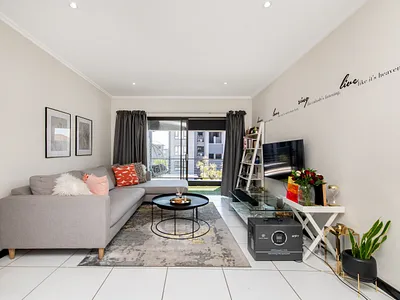 1 Bedroom Apartment For Sale in Lonehill, Sandton - XIN3.webp