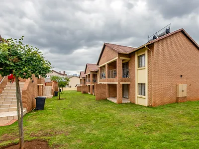 2 Bedroom Apartment For Sale in Noordwyk, Midrand - W3zj.webp