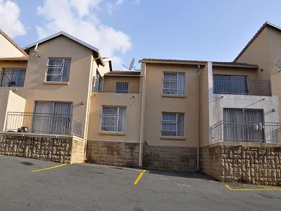 2 Bedroom Apartment For Sale in Midrand - Chjm.webp
