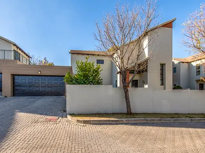 3 Bedroom House For Sale in Midrand - teOl.webp