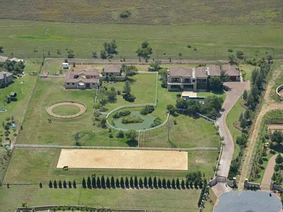 7 Bedroom House For Sale in Midrand - 338y.webp