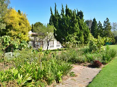6 Bedroom House For Sale in Midrand - qqEa.webp