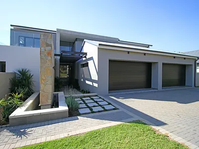 5 Bedroom House For Sale in Midrand - 7v3O.webp
