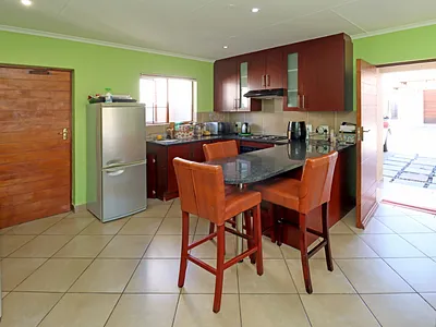 3 Bedroom Townhouse For Sale in Centurion - 7OGL.webp