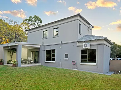 3 Bedroom Townhouse For Sale in Sandton - JfJT.webp