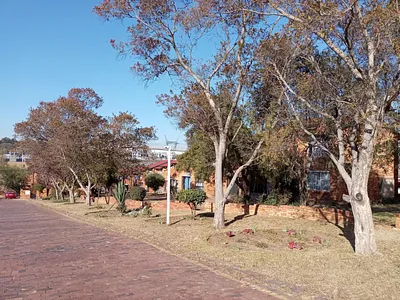 2 Bedroom Apartment For Sale in Sandton - K2F8.webp