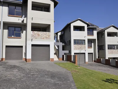 4 Bedroom Townhouse For Sale in Midrand - PO2G.webp