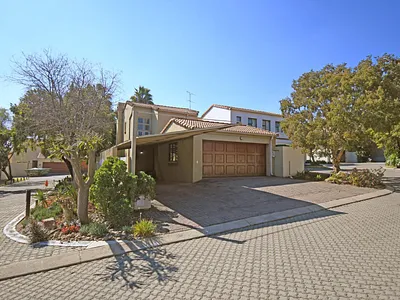 3 Bedroom House For Sale in Midrand - AoCE.webp