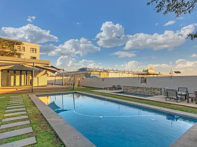 2 Bedroom Apartment For Sale in Midrand - JzMw.webp