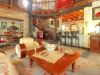 4 Bedroom House For Sale in Midrand - 471g.webp