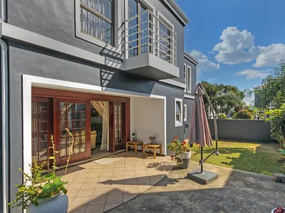 3 Bedroom Townhouse For Sale in Midrand - ogHE.webp
