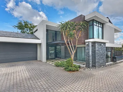 4 Bedroom House For Sale in Midrand - C8SG.webp