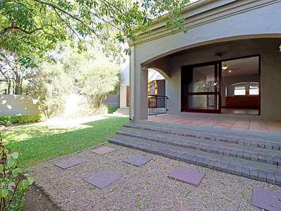 2 Bedroom Apartment For Sale in Sandton - img