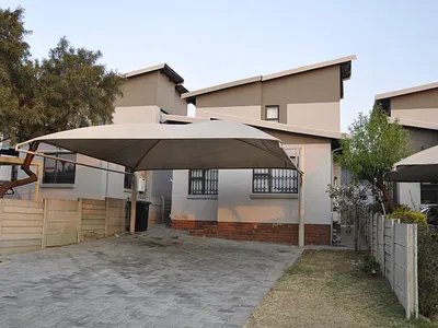 3 Bedroom Townhouse For Sale in Midrand - EWVE.webp
