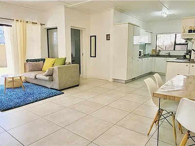 3 Bedroom Apartment For Sale in Midrand - 8YSN.webp