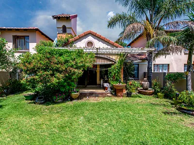 3 Bedroom Townhouse For Sale in Midrand - ODlC.webp