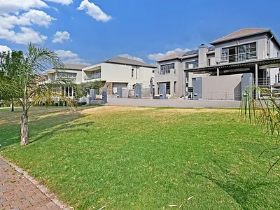 4 Bedroom House For Sale in Centurion - HTni.webp