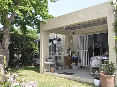 2 Bedroom Townhouse For Sale in Sandton - img