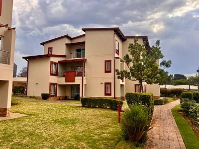 1 Bedroom Apartment For Sale in Sandton - 6oQK.webp