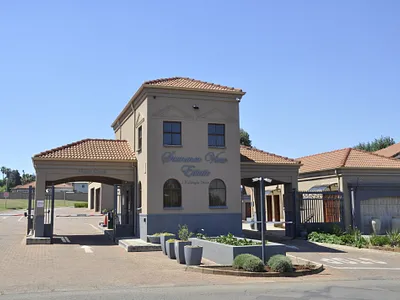 5 Bedroom House For Sale in Vereeniging - E0nO.webp