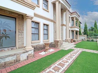 5 Bedroom House For Sale in Centurion - jHzF.webp