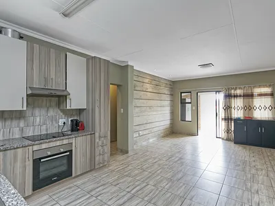 2 Bedroom Apartment For Sale in Midrand - VM7T.webp