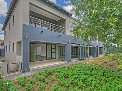 5 Bedroom House For Sale in Centurion - Mcha.webp