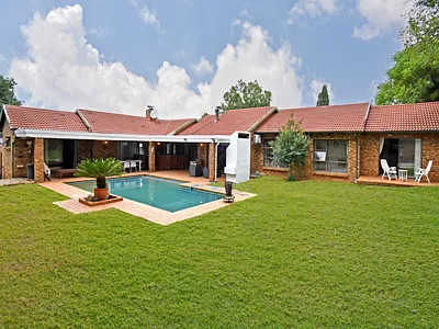 4 Bedroom House For Sale in Sandton - N6oS.webp