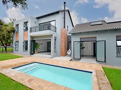 4 Bedroom House For Sale in Centurion - vZ6O.webp