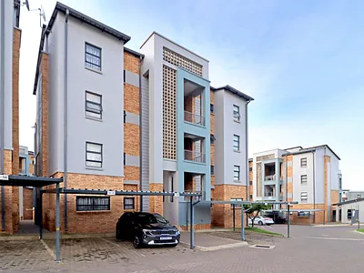 2 Bedroom Apartment For Sale in Midrand - img