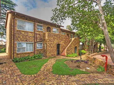 2 Bedroom Apartment For Sale in Sandton - f7r7.webp