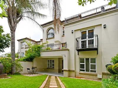 2 Bedroom Apartment For Sale in Sandton - qhL5.webp