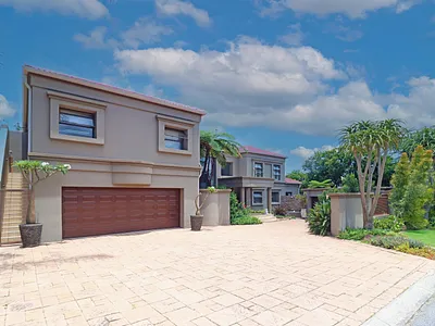 5 Bedroom House For Sale in Midrand - RZp9.webp