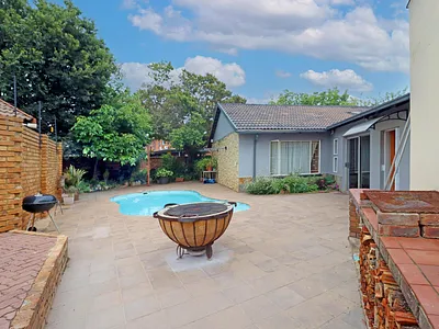 5 Bedroom House For Sale in Centurion - ykYt.webp