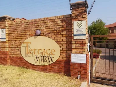 2 Bedroom Apartment To Rent in Midrand - j2vX.webp