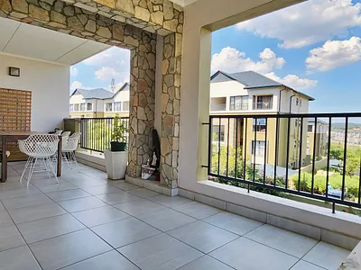 2 Bedroom Apartment For Sale in Midrand - YBhb.webp