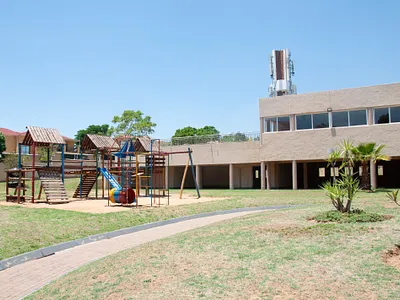 4 Bedroom Apartment For Sale in Midrand - gN58.webp