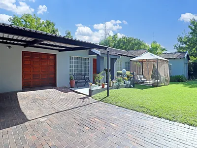 5 Bedroom House For Sale in Midrand - Xd0l.webp