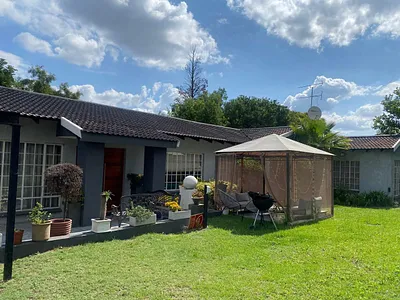 5 Bedroom House For Sale in Midrand - img