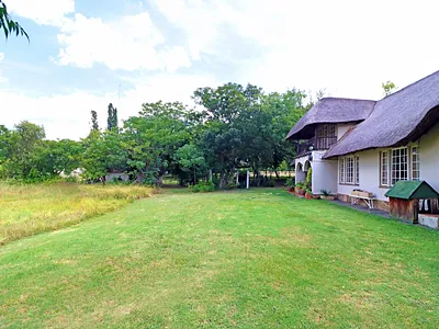 5 Bedroom House For Sale in Midrand - q3Ex.webp