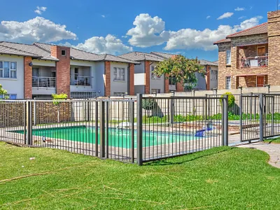 2 Bedroom Apartment For Sale in Midrand - y2yE.webp