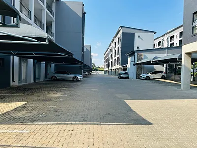 1 Bedroom Apartment For Sale in Midrand - jtzV.webp