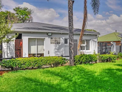 4 Bedroom House For Sale in Germiston - nJLv.webp