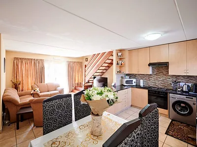 2 Bedroom Townhouse For Sale in Midrand - img