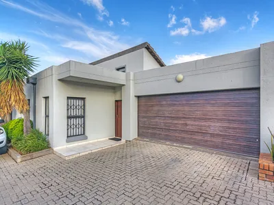 3 Bedroom Townhouse For Sale in Midrand - img