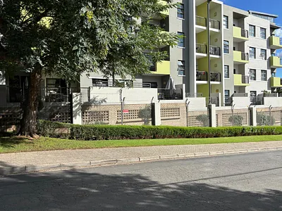 2 Bedroom Apartment For Sale in Sandton - thmb.webp